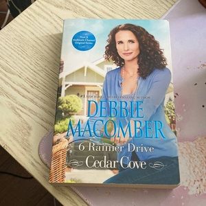 Debbie Macomber 6 Rainer Drive